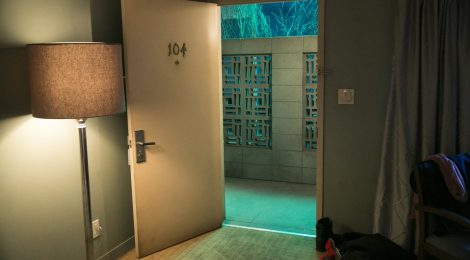 Room 104: sinopsis, promo y póster