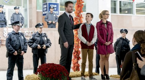 Review Arrow: Thanksgiving