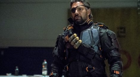 Review Arrow: Deathstroke Returns