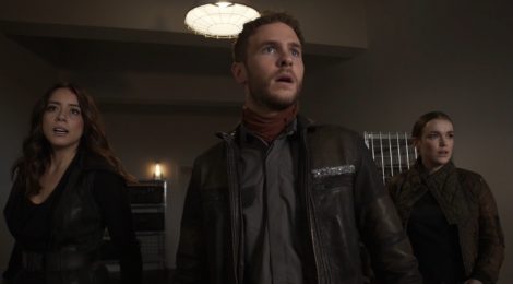 Reviews Agents of SHIELD: Together or Not at All