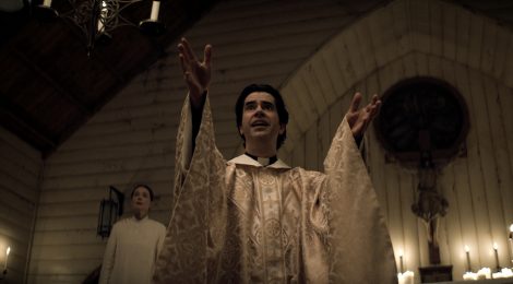 Midnight Mass: sinopsis y tráiler