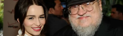 Emilia Clarke y George RR Martin aportan más detalles de la serie de Jon Nieve